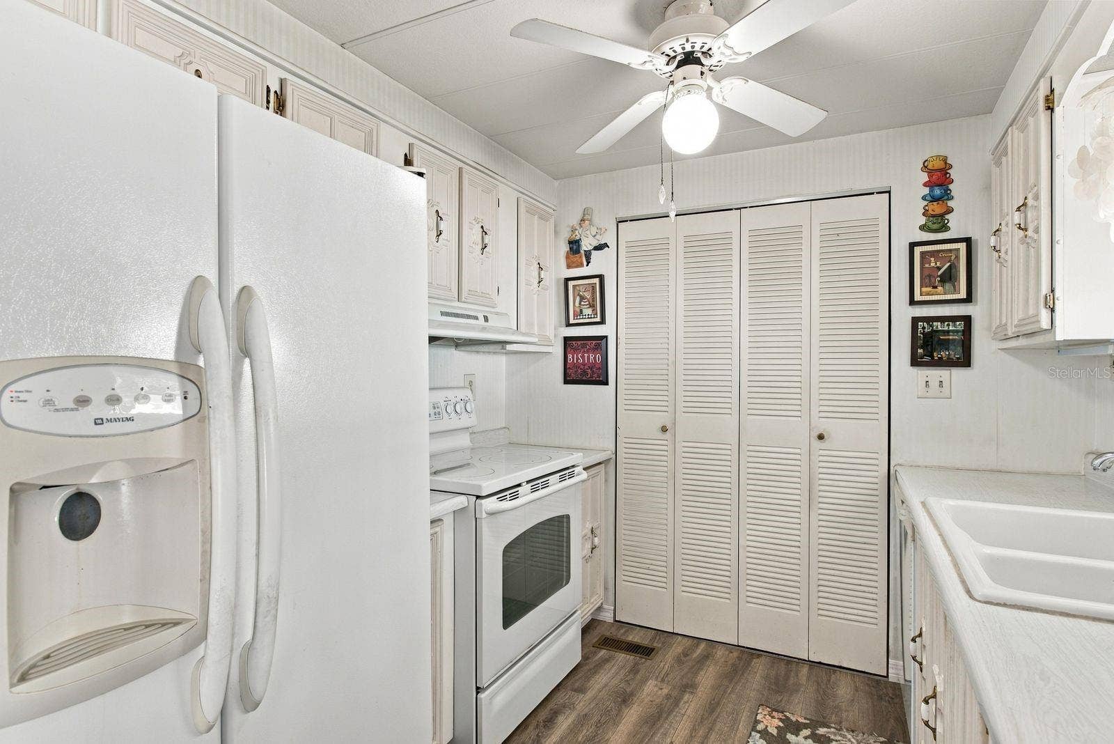 203 SEAGULL DRIVE, Tarpon Springs, FL 34689 Kitchen