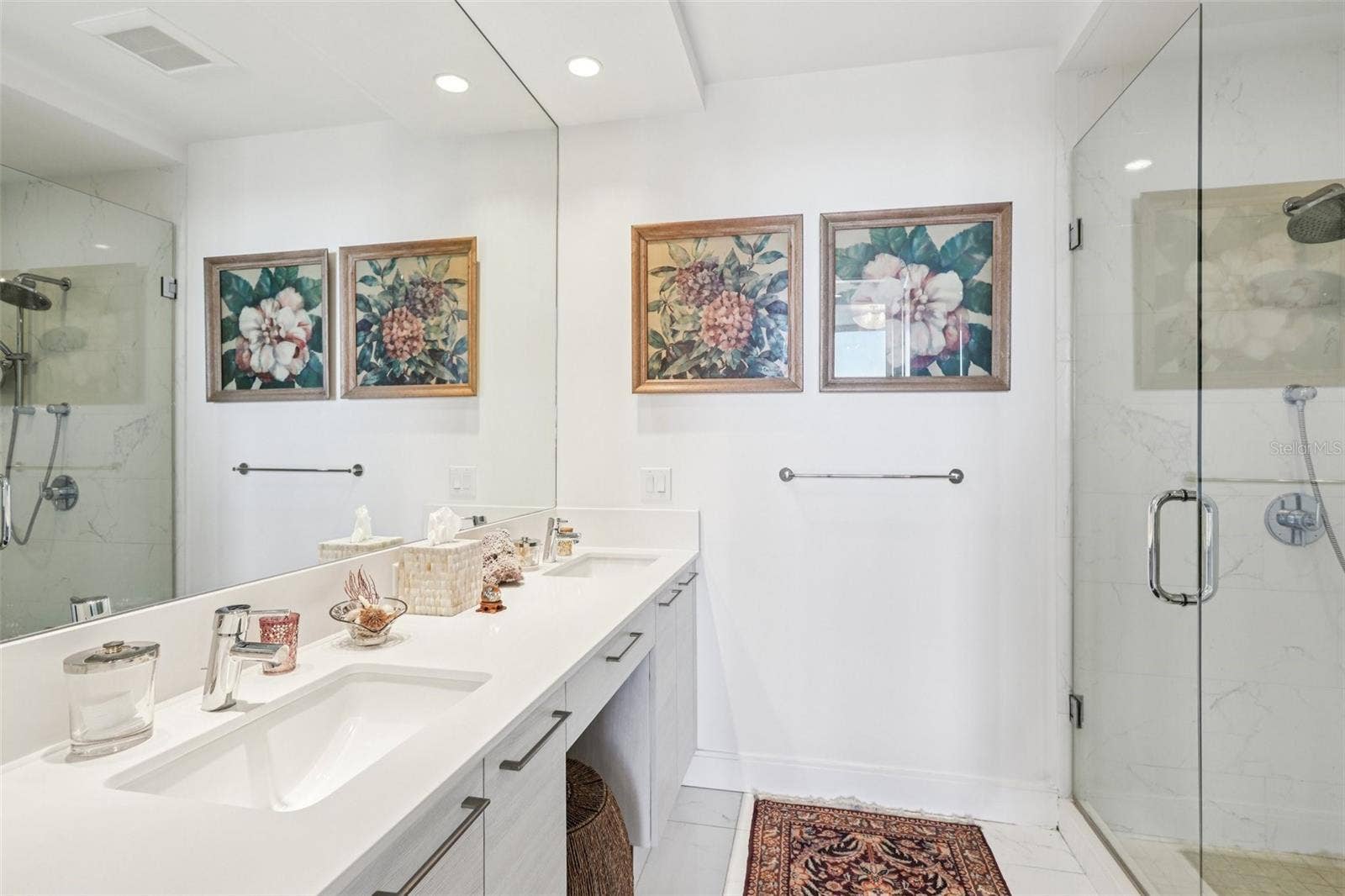 100 1ST AVENUE N, #3806, St Petersburg, FL 33701 100 1ST AVENUE N, #3806, St Petersburg, FL 33701