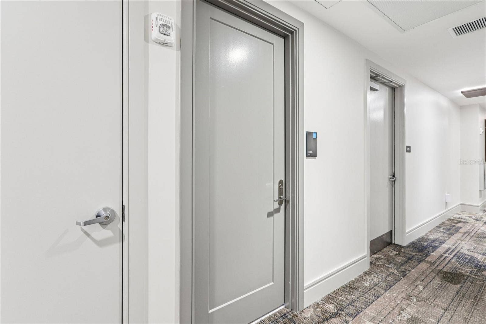 100 1ST AVENUE N, #3806, St Petersburg, FL 33701 100 1ST AVENUE N, #3806, St Petersburg, FL 33701