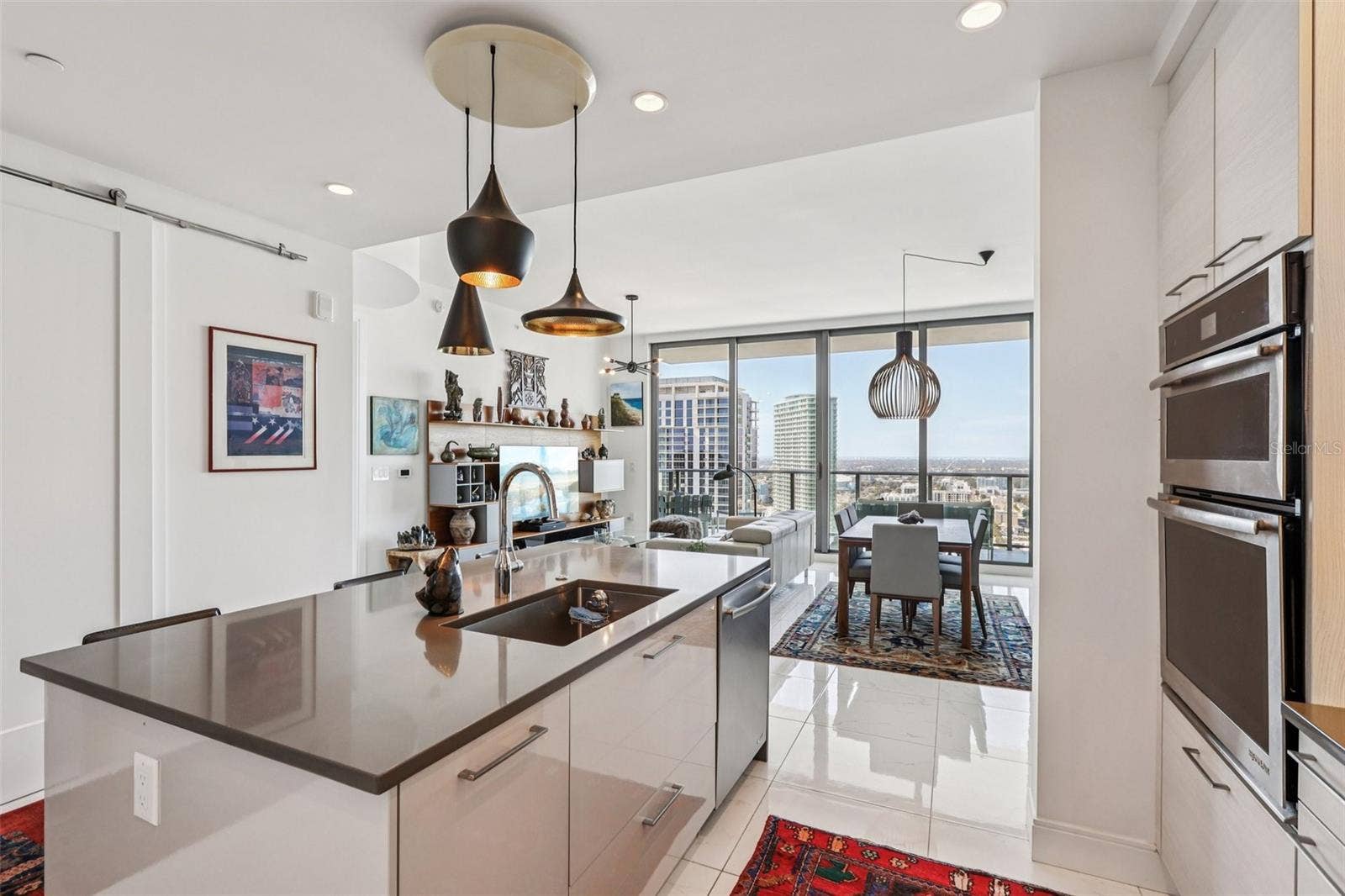 100 1ST AVENUE N, #3806, St Petersburg, FL 33701 100 1ST AVENUE N, #3806, St Petersburg, FL 33701