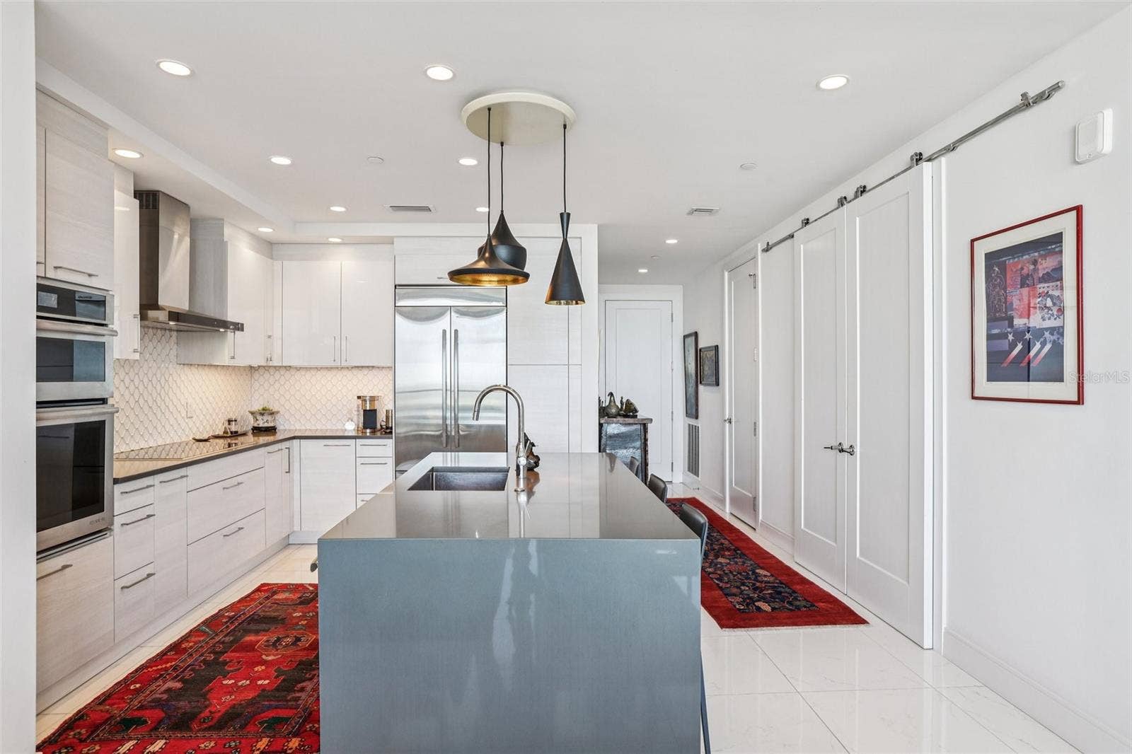 100 1ST AVENUE N, #3806, St Petersburg, FL 33701 100 1ST AVENUE N, #3806, St Petersburg, FL 33701