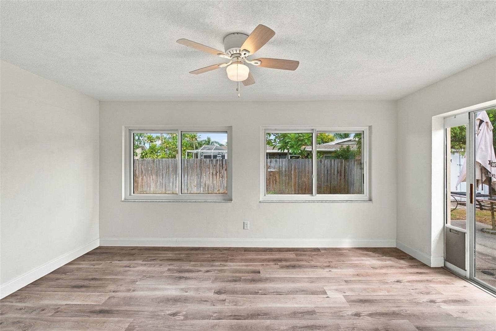 13823 WILDWOOD DRIVE, Largo, FL 33774 13823 WILDWOOD DRIVE, Largo, FL 33774