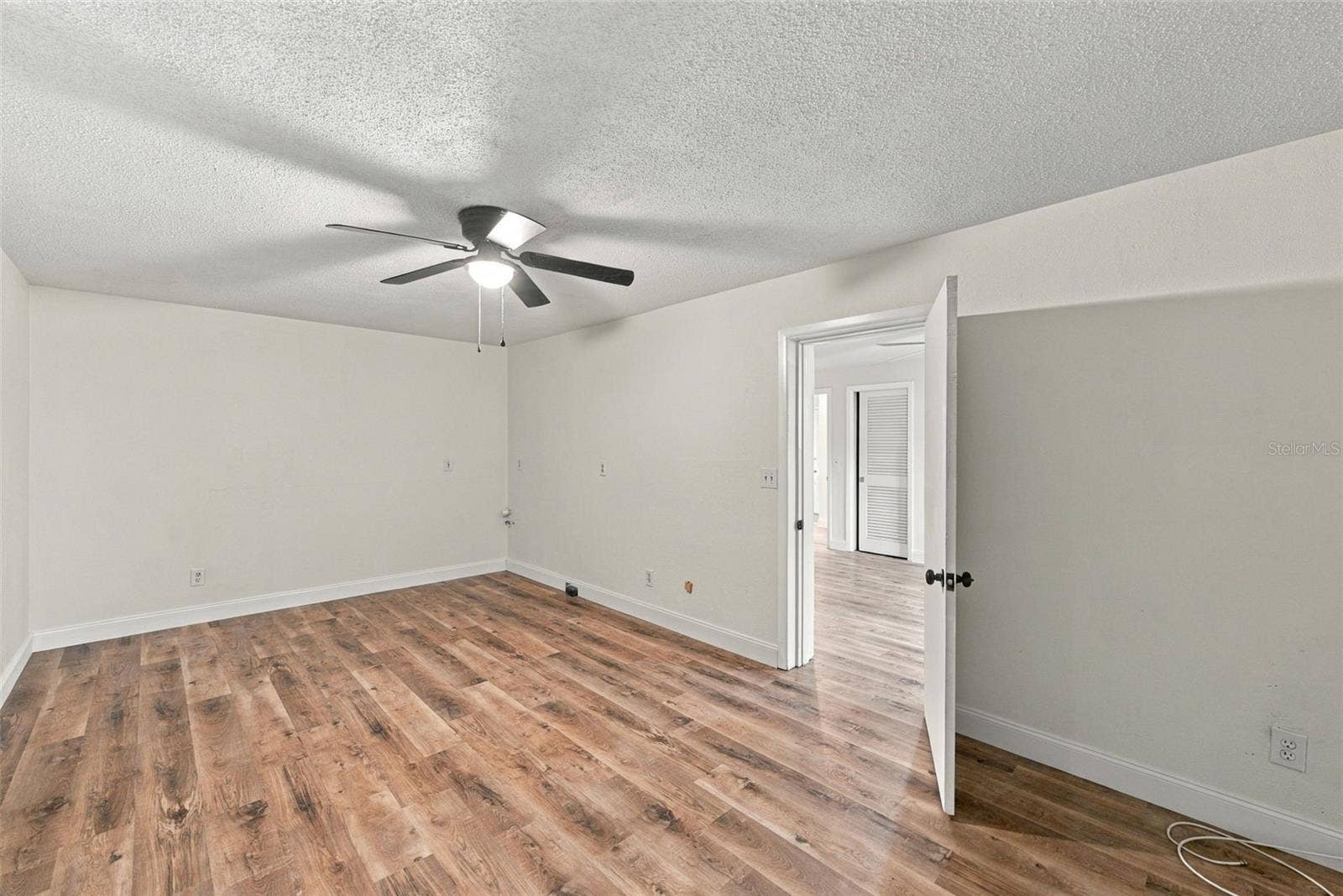 13823 WILDWOOD DRIVE, Largo, FL 33774 13823 WILDWOOD DRIVE, Largo, FL 33774