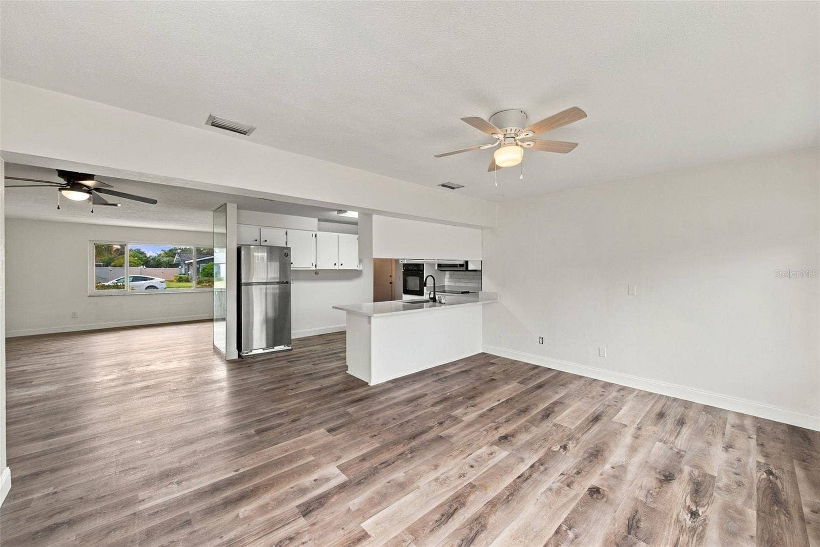 13823 WILDWOOD DRIVE, Largo, FL 33774 13823 WILDWOOD DRIVE, Largo, FL 33774