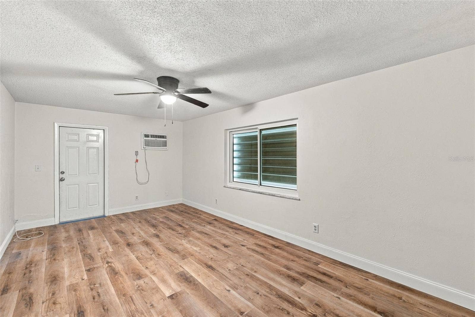 13823 WILDWOOD DRIVE, Largo, FL 33774 13823 WILDWOOD DRIVE, Largo, FL 33774