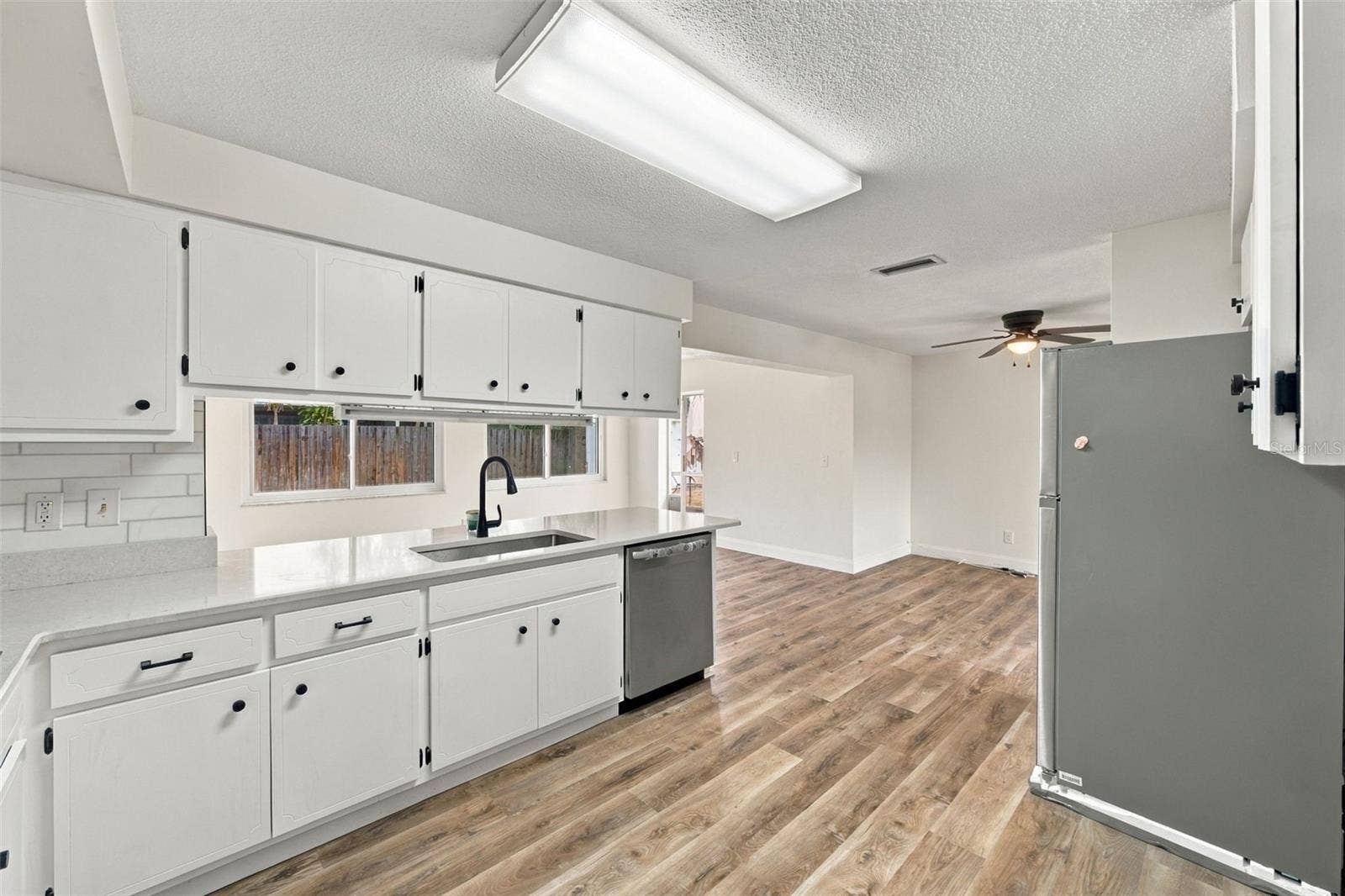 13823 WILDWOOD DRIVE, Largo, FL 33774 13823 WILDWOOD DRIVE, Largo, FL 33774