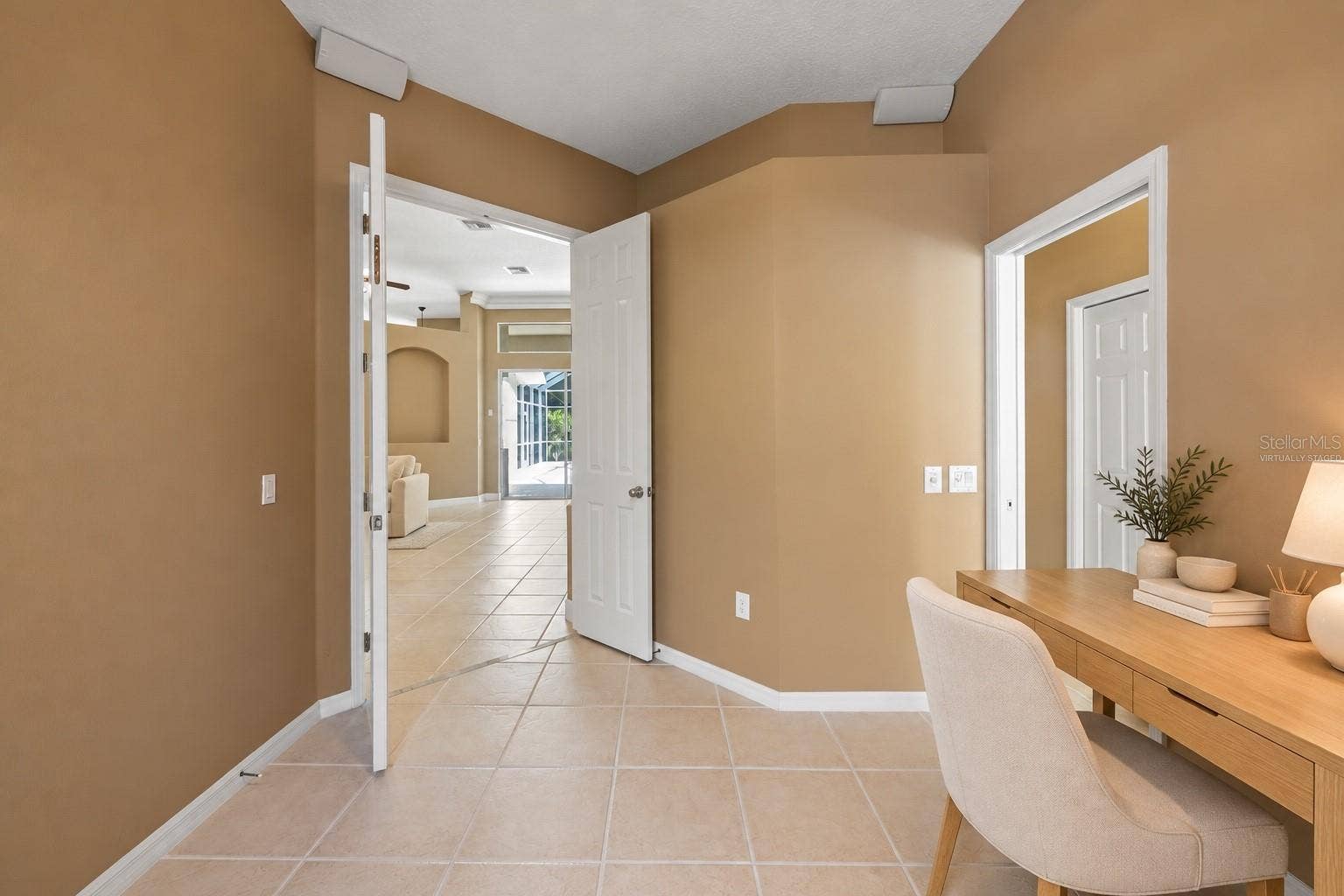 17353 EMERALD CHASE DRIVE, Tampa, FL 33647 Virtually Staged