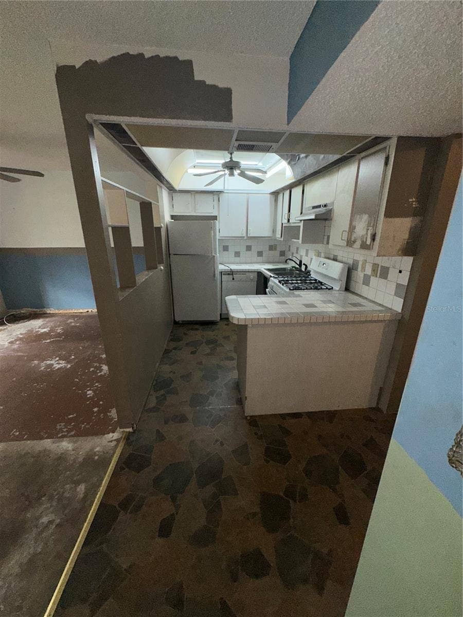 9950 62ND TERRACE N, #117, St Petersburg, FL 33708 9950 62ND TERRACE N, #117, St Petersburg, FL 33708