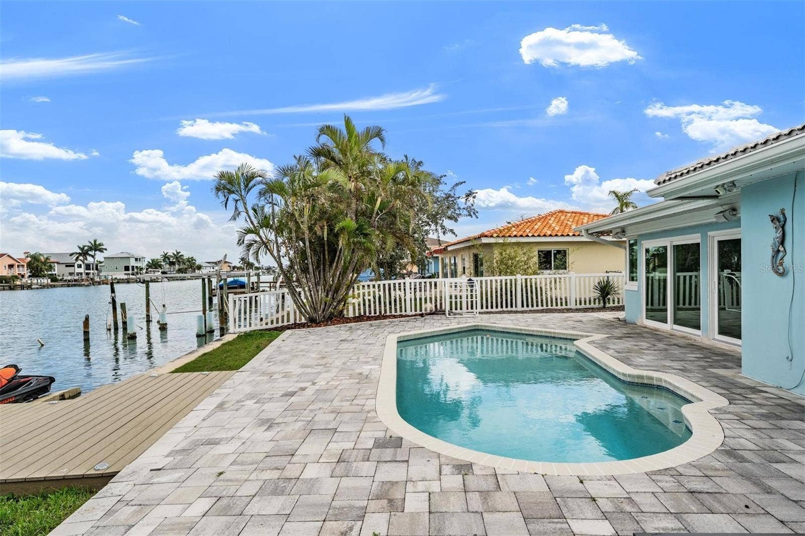 11425 5TH STREET E, Treasure Island, FL 33706 11425 5TH STREET E, Treasure Island, FL 33706