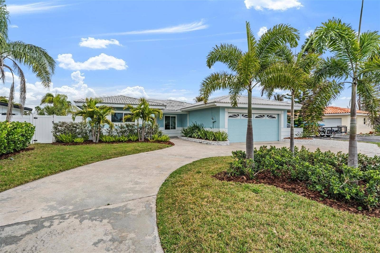 11425 5TH STREET E, Treasure Island, FL 33706 11425 5TH STREET E, Treasure Island, FL 33706