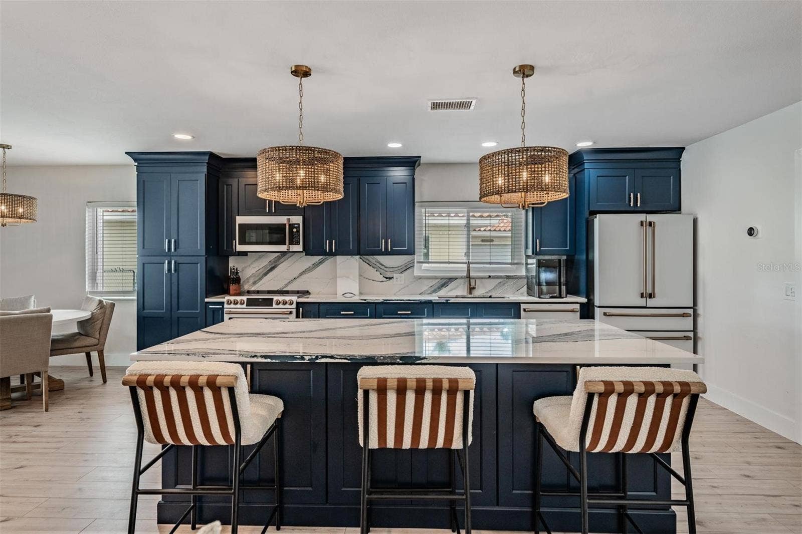 11425 5TH STREET E, Treasure Island, FL 33706 11425 5TH STREET E, Treasure Island, FL 33706