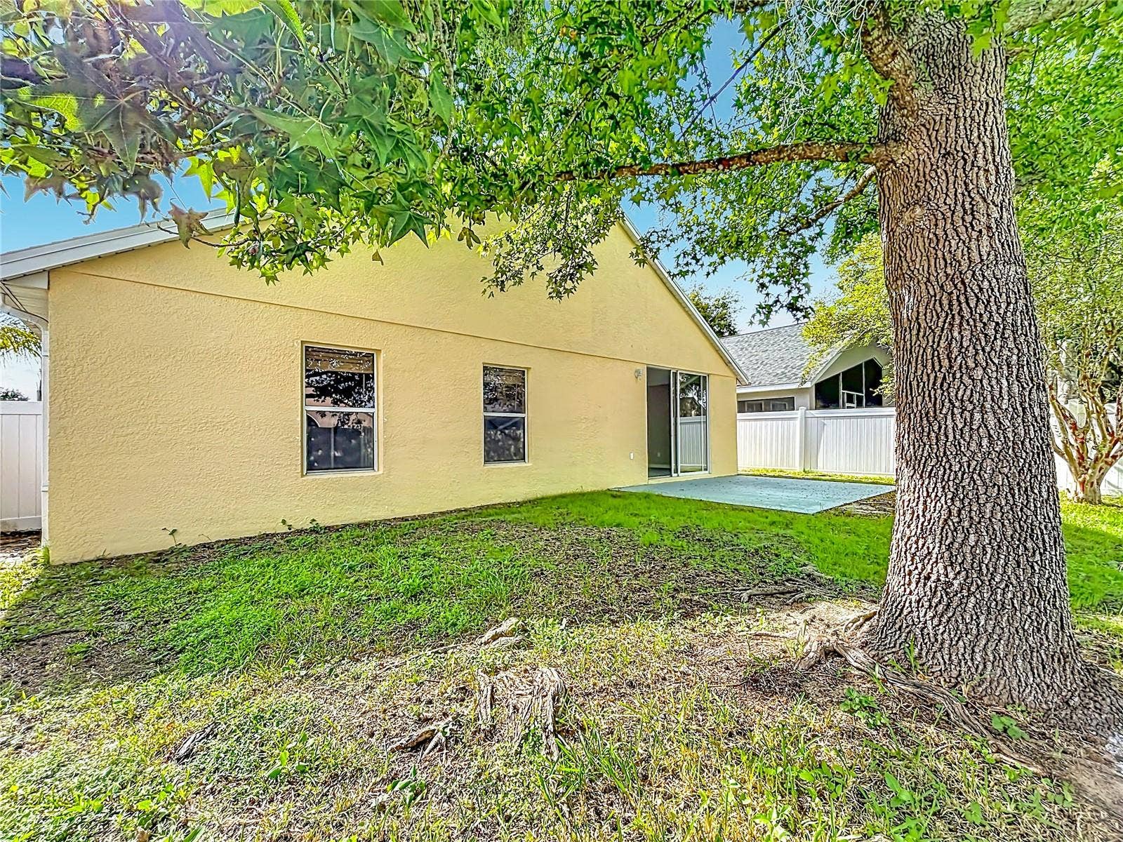 2712 WILSHIRE ROAD, Clermont, FL 34714