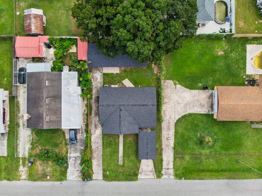 725 STRAIN BOULEVARD, Lakeland, FL 33815 725 STRAIN BOULEVARD, Lakeland, FL 33815