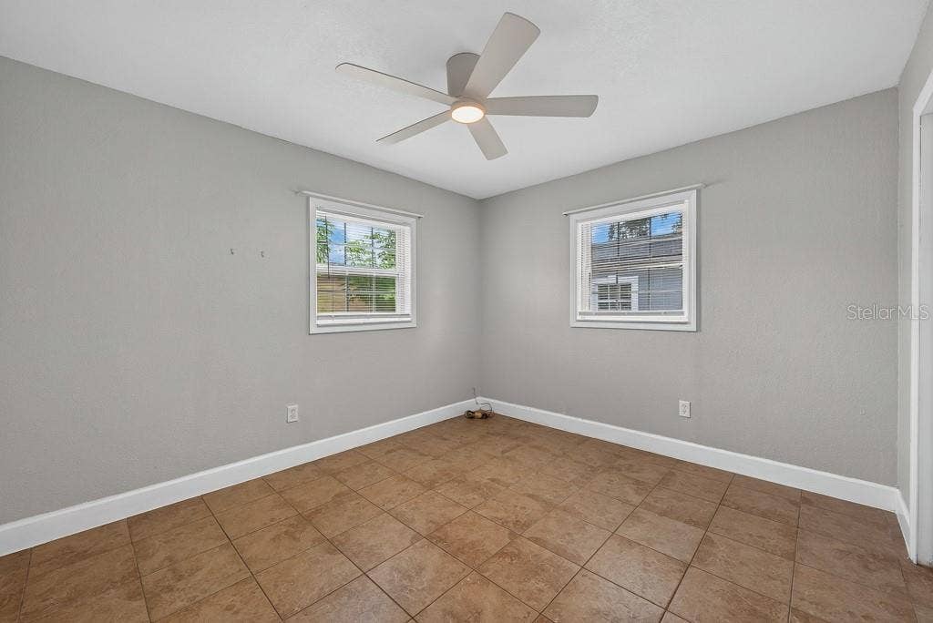 725 STRAIN BOULEVARD, Lakeland, FL 33815 725 STRAIN BOULEVARD, Lakeland, FL 33815