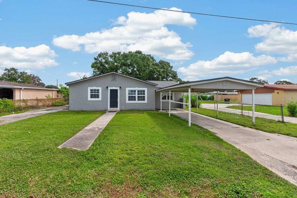 725 STRAIN BOULEVARD, Lakeland, FL 33815 725 STRAIN BOULEVARD, Lakeland, FL 33815
