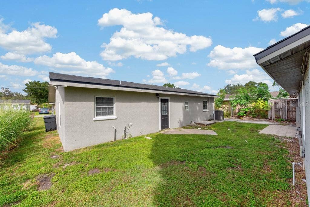 725 STRAIN BOULEVARD, Lakeland, FL 33815 725 STRAIN BOULEVARD, Lakeland, FL 33815