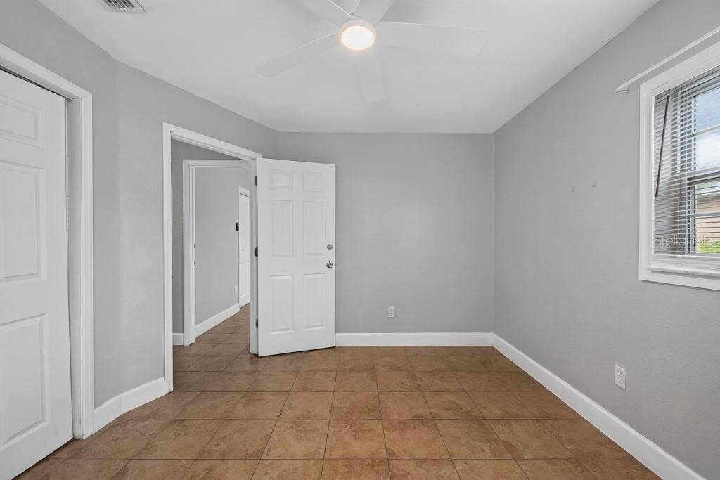 725 STRAIN BOULEVARD, Lakeland, FL 33815 725 STRAIN BOULEVARD, Lakeland, FL 33815