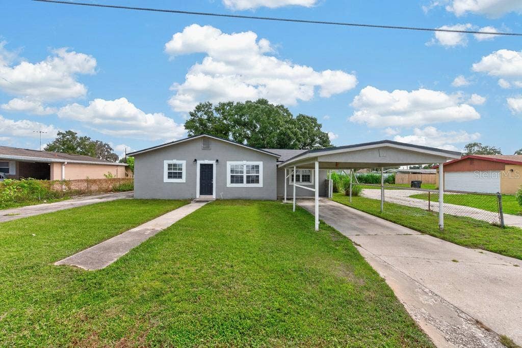 725 STRAIN BOULEVARD, Lakeland, FL 33815 725 STRAIN BOULEVARD, Lakeland, FL 33815