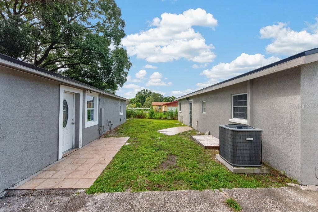 725 STRAIN BOULEVARD, Lakeland, FL 33815 725 STRAIN BOULEVARD, Lakeland, FL 33815