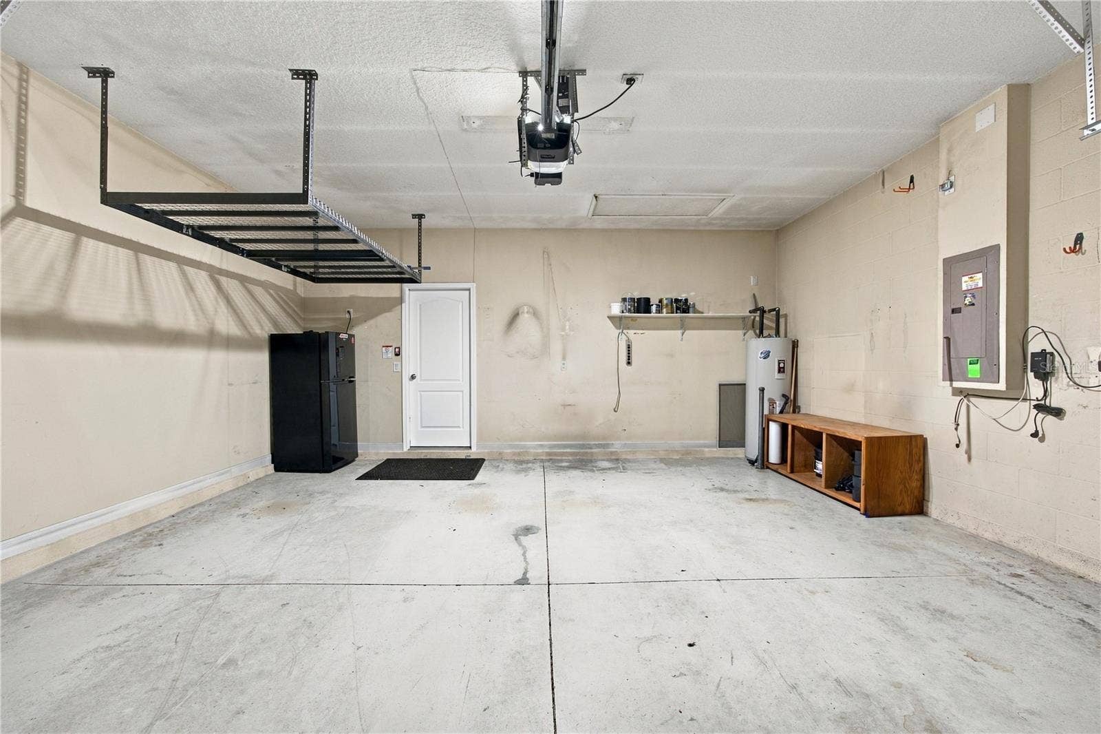 3720 GERRADS CROSS COURT, Land O Lakes, FL 34638 Garage