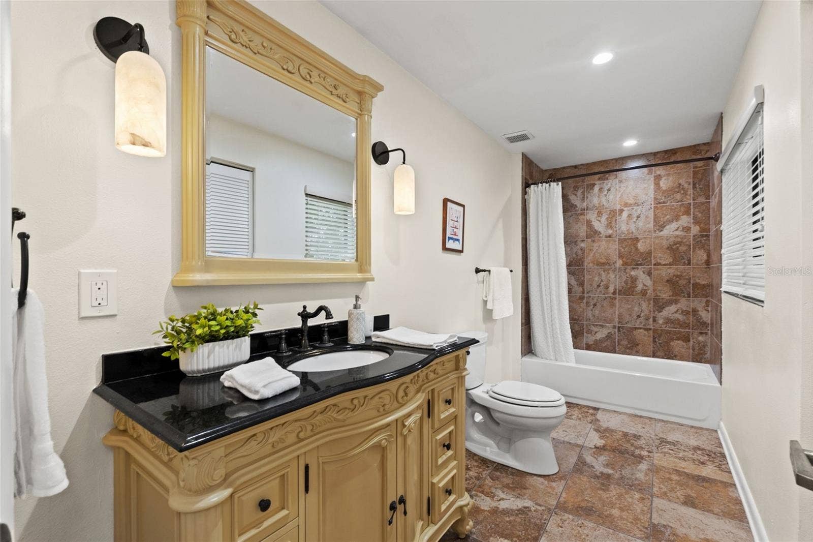 4035 N RIVER VIEW AVENUE, Tampa, FL 33607 4035 N RIVER VIEW AVENUE, Tampa, FL 33607