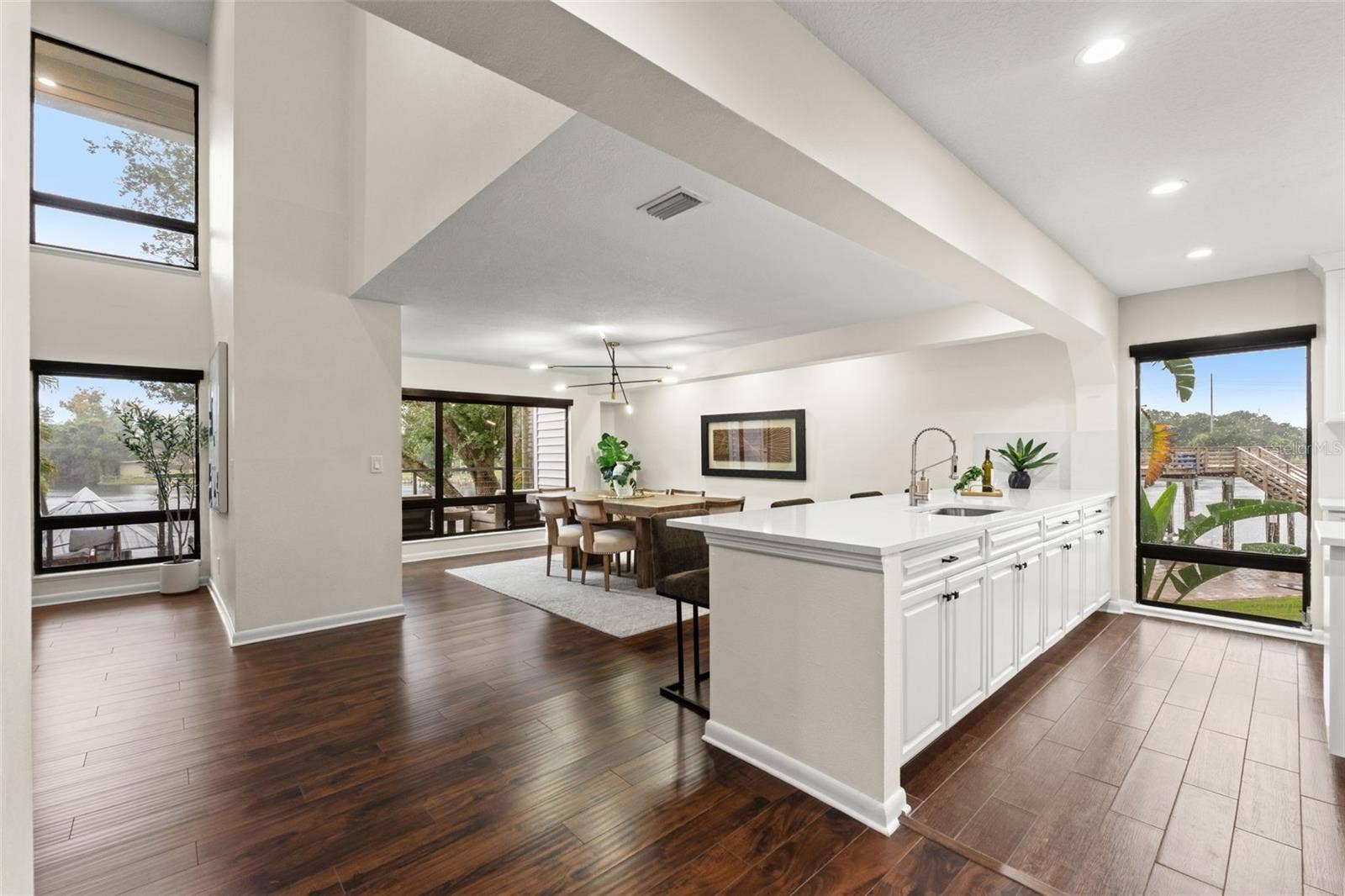 4035 N RIVER VIEW AVENUE, Tampa, FL 33607 4035 N RIVER VIEW AVENUE, Tampa, FL 33607