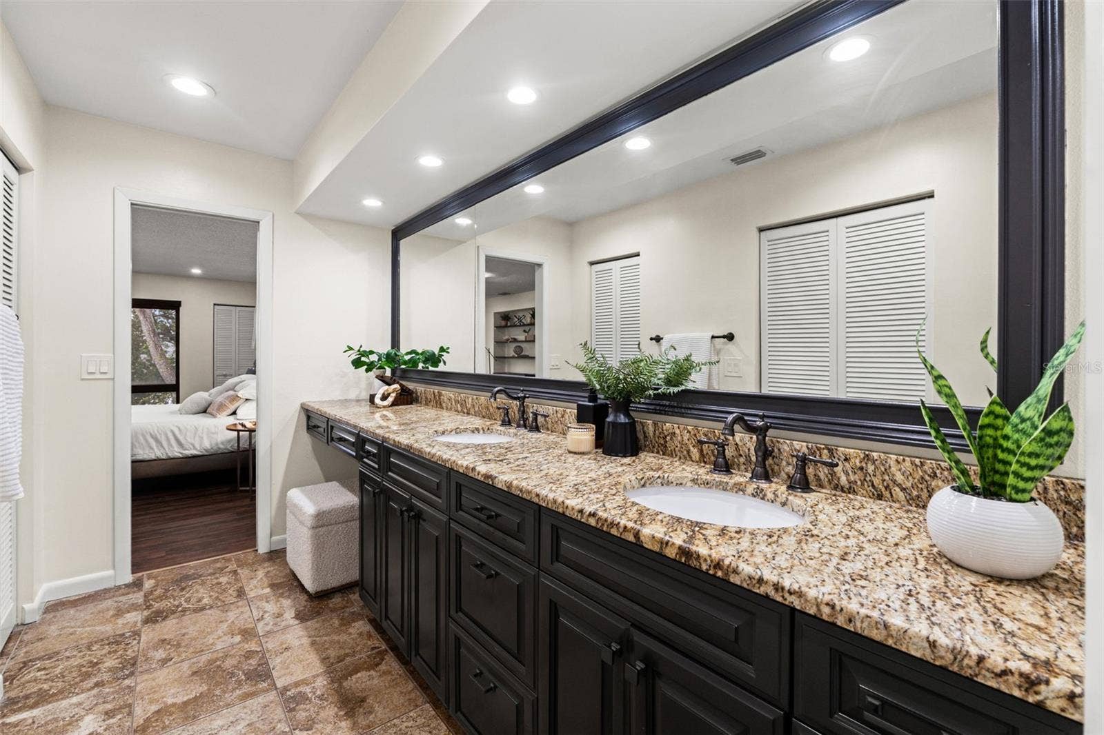 4035 N RIVER VIEW AVENUE, Tampa, FL 33607 4035 N RIVER VIEW AVENUE, Tampa, FL 33607