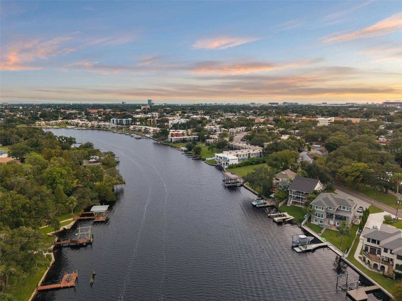 4035 N RIVER VIEW AVENUE, Tampa, FL 33607 4035 N RIVER VIEW AVENUE, Tampa, FL 33607