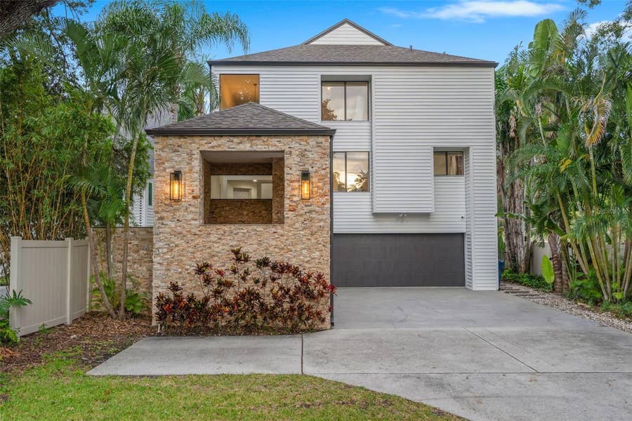 Property photo for 4035 N RIVER VIEW AVENUE, Tampa, FL