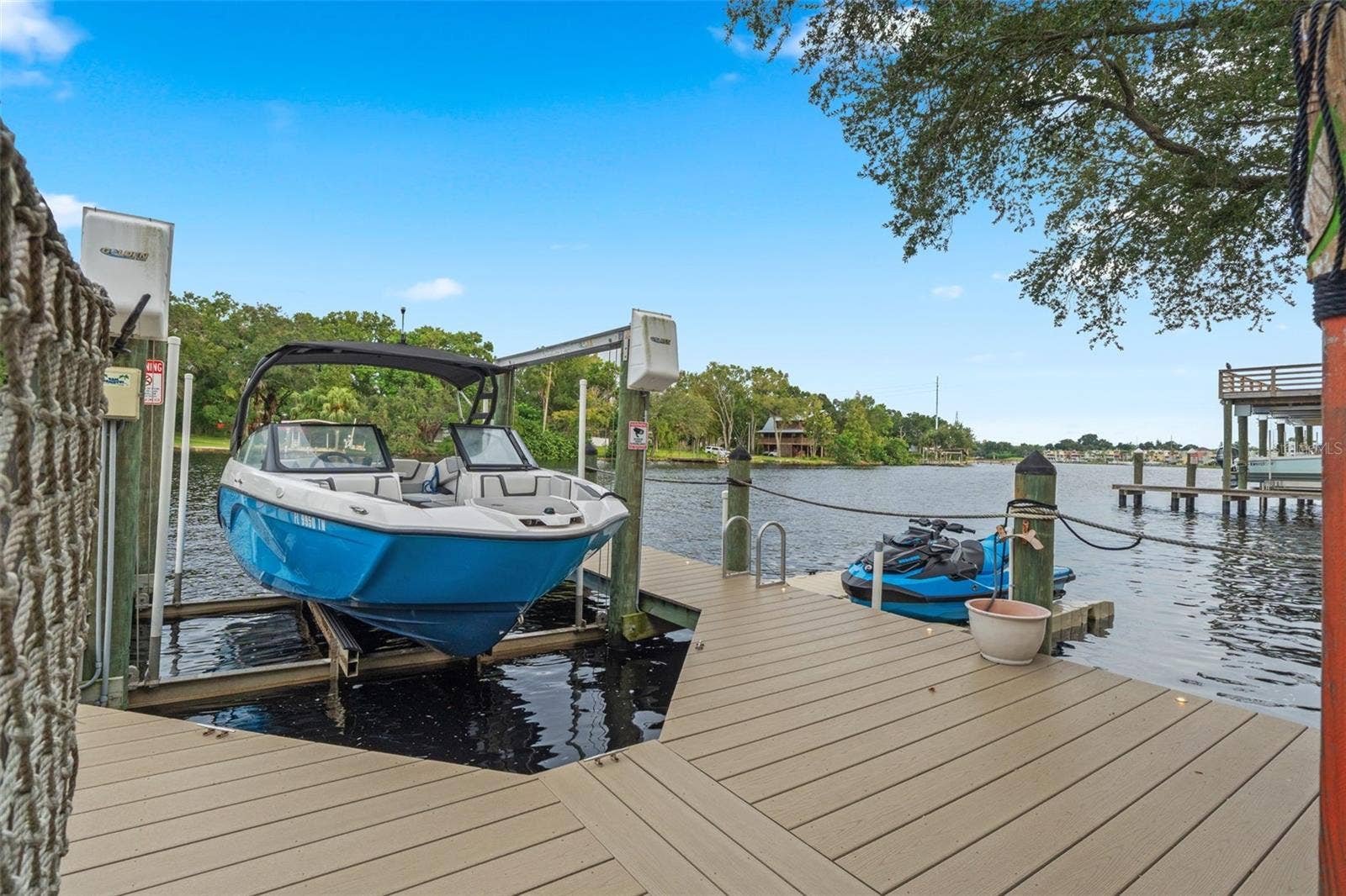 4035 N RIVER VIEW AVENUE, Tampa, FL 33607 4035 N RIVER VIEW AVENUE, Tampa, FL 33607