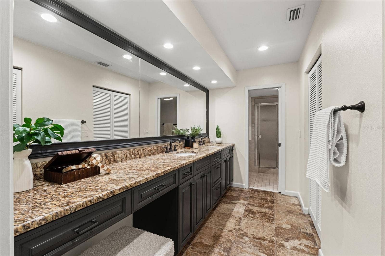4035 N RIVER VIEW AVENUE, Tampa, FL 33607 4035 N RIVER VIEW AVENUE, Tampa, FL 33607