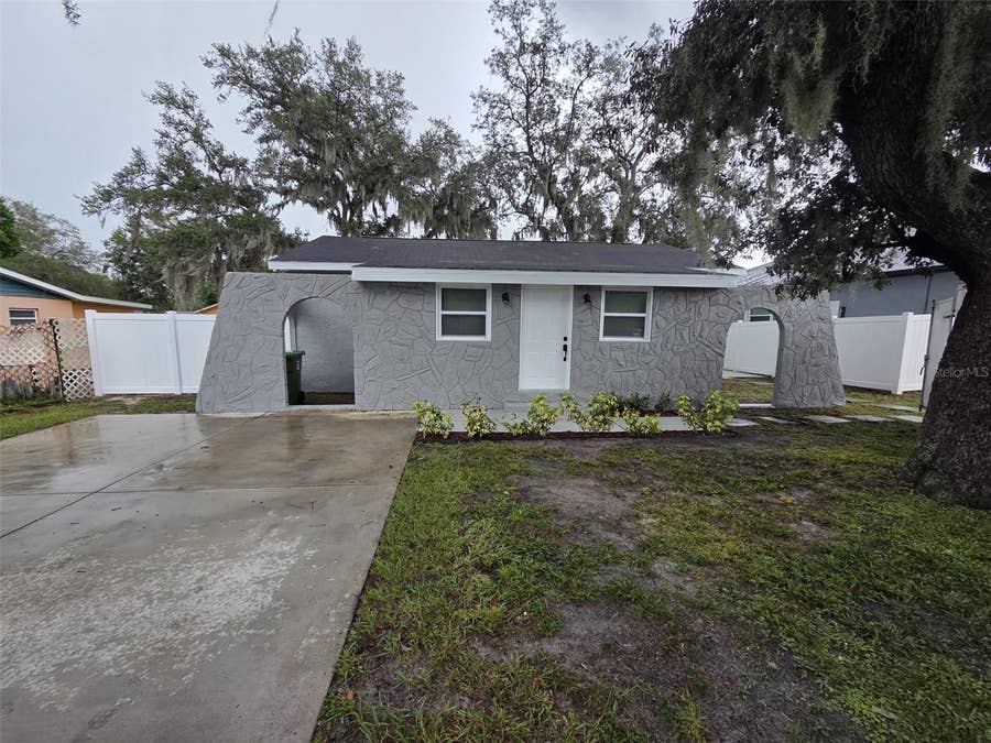 Property photo for Tampa, FL