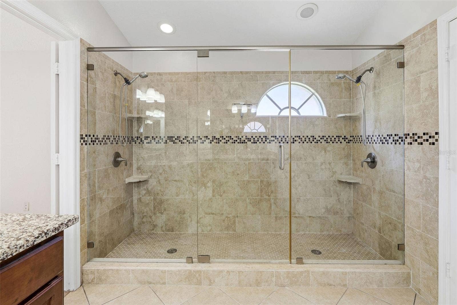 29002 OLD MARSH, Wesley Chapel, FL 33543 MASTER SHOWER WITH DUAL SHOWER HEADSMASTER BATHROOM WITH DUAL SHOWER WITH DUAL SHOWER HEADS