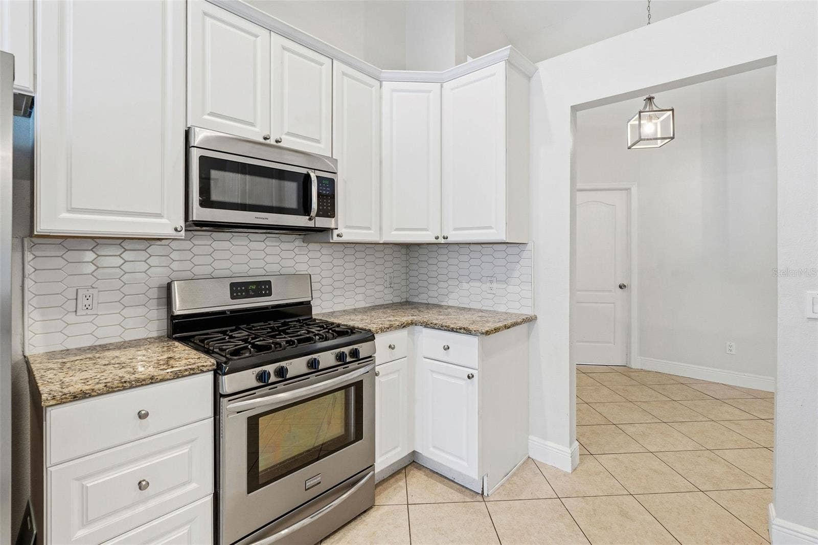 29002 OLD MARSH, Wesley Chapel, FL 33543 KITCHEN