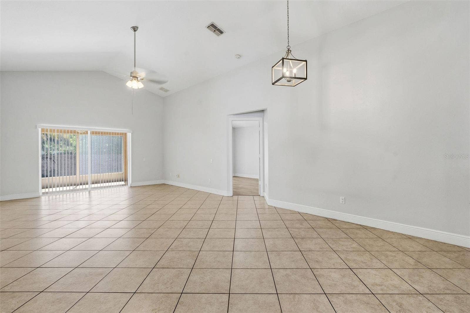 29002 OLD MARSH, Wesley Chapel, FL 33543 LIVING ROOM