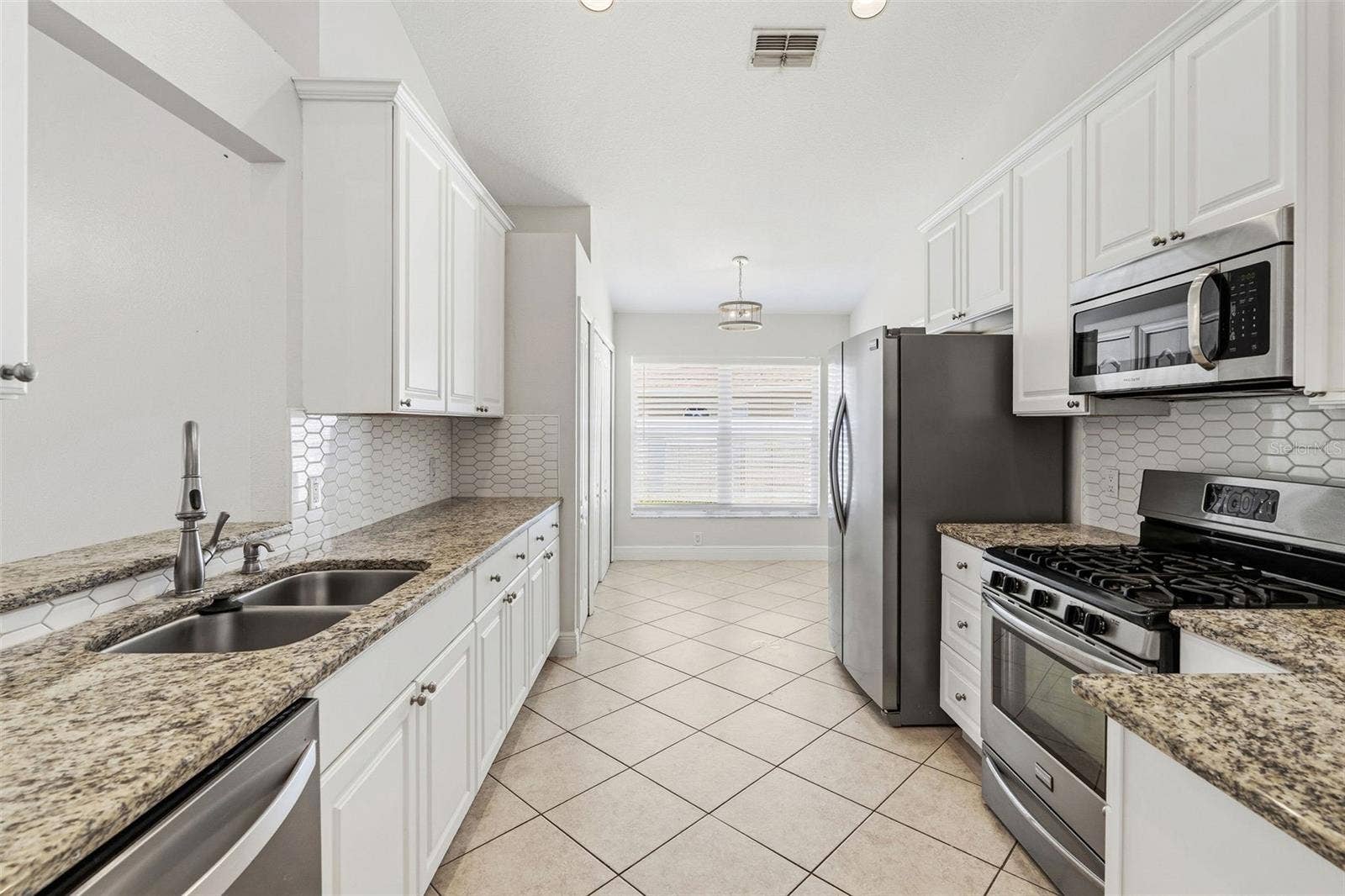 29002 OLD MARSH, Wesley Chapel, FL 33543 KITCHEN
