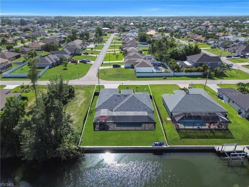 2127 SW 17TH PL, Cape Coral, FL 33991