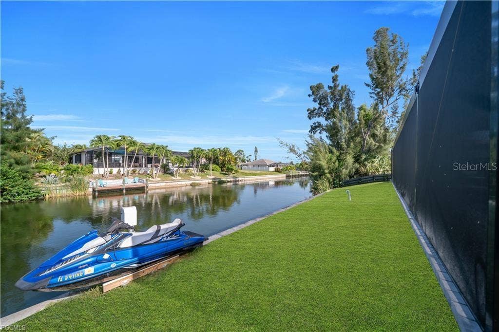 2127 SW 17TH PL, Cape Coral, FL 33991