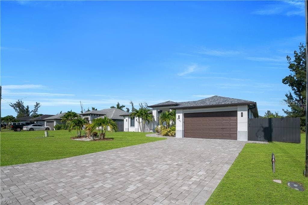 2127 SW 17TH PL, Cape Coral, FL 33991