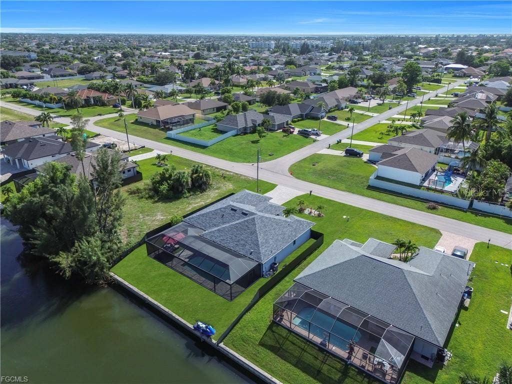 2127 SW 17TH PL, Cape Coral, FL 33991