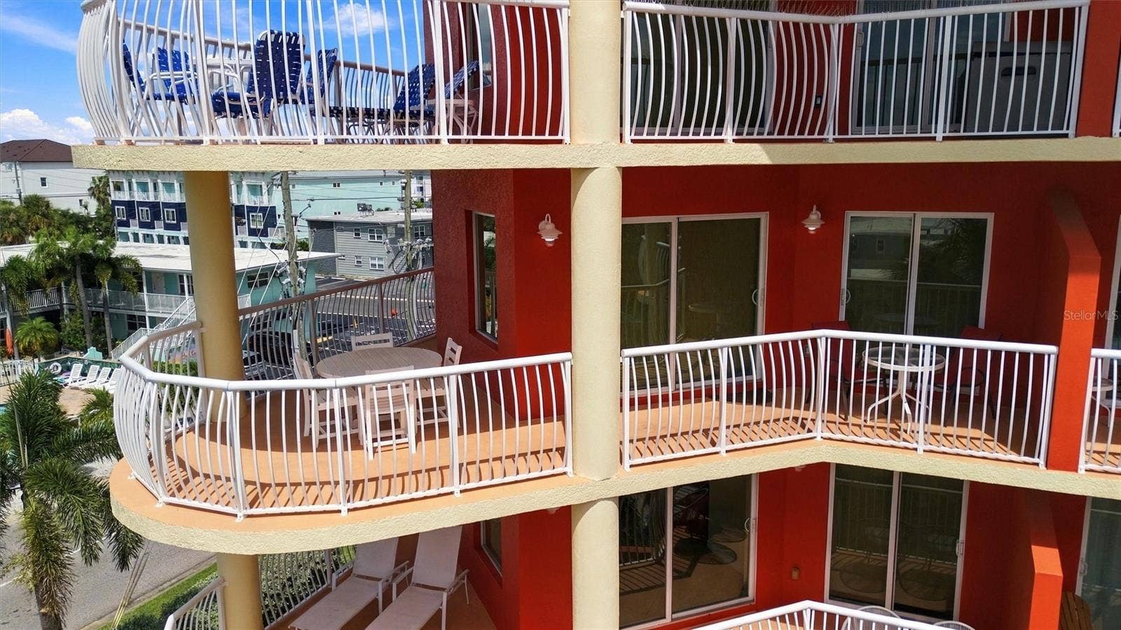 11605 GULF BOULEVARD, #408, Treasure Island, FL 33706