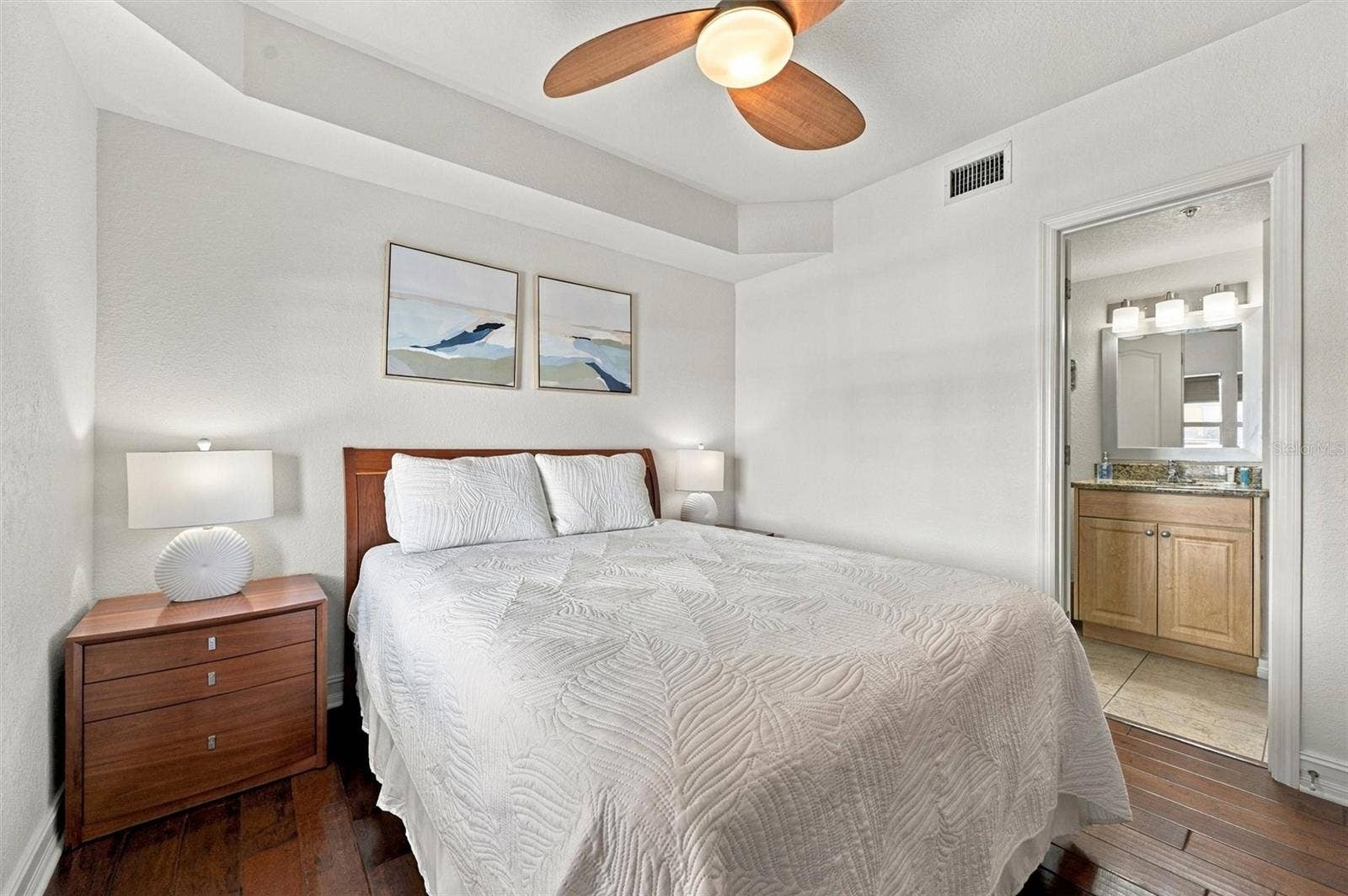 11605 GULF BOULEVARD, #408, Treasure Island, FL 33706