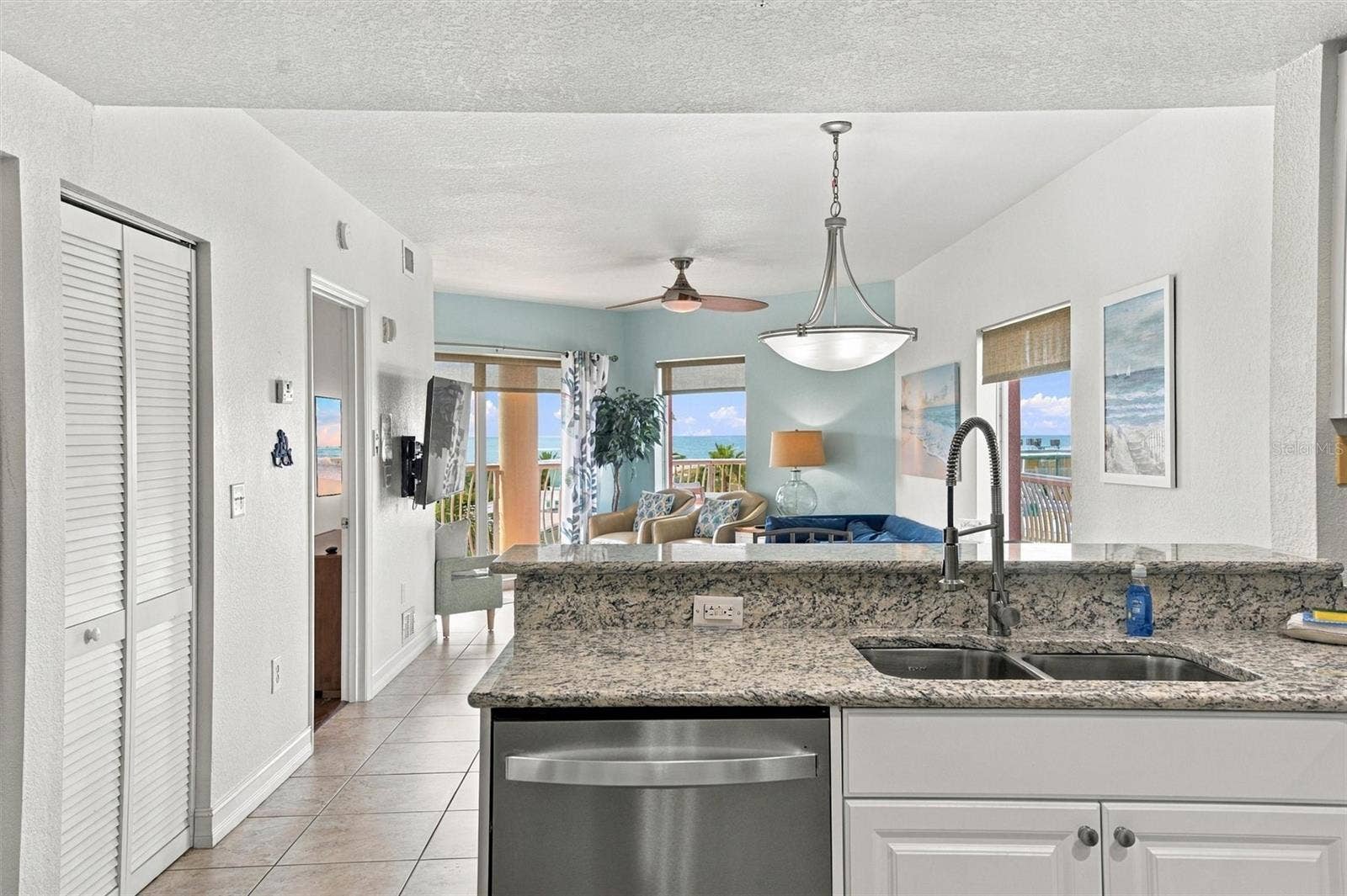11605 GULF BOULEVARD, #408, Treasure Island, FL 33706