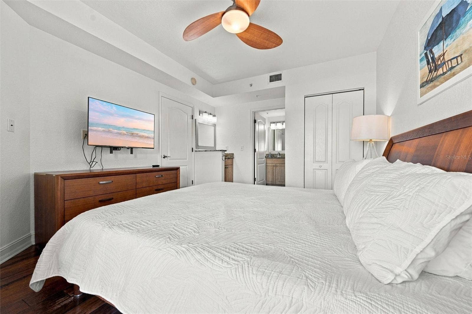 11605 GULF BOULEVARD, #408, Treasure Island, FL 33706
