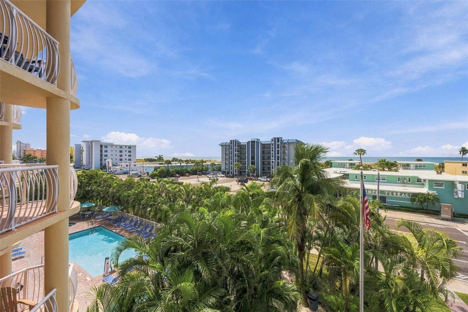 11605 GULF BOULEVARD, #408, Treasure Island, FL 33706