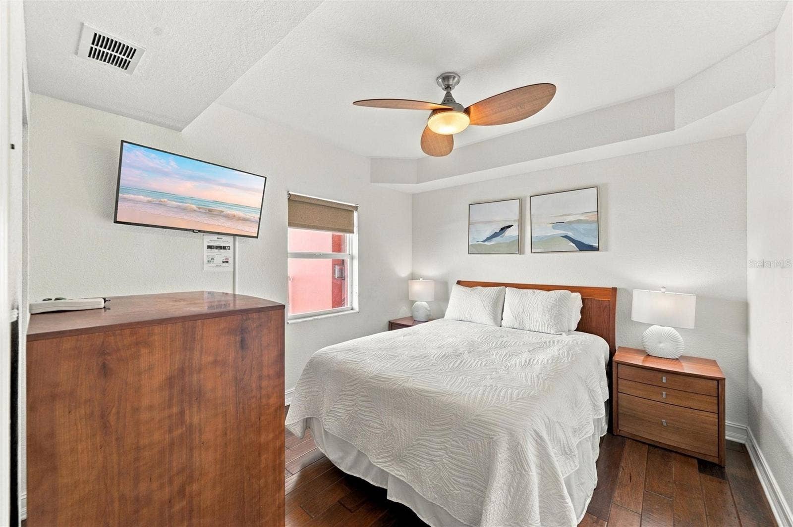 11605 GULF BOULEVARD, #408, Treasure Island, FL 33706