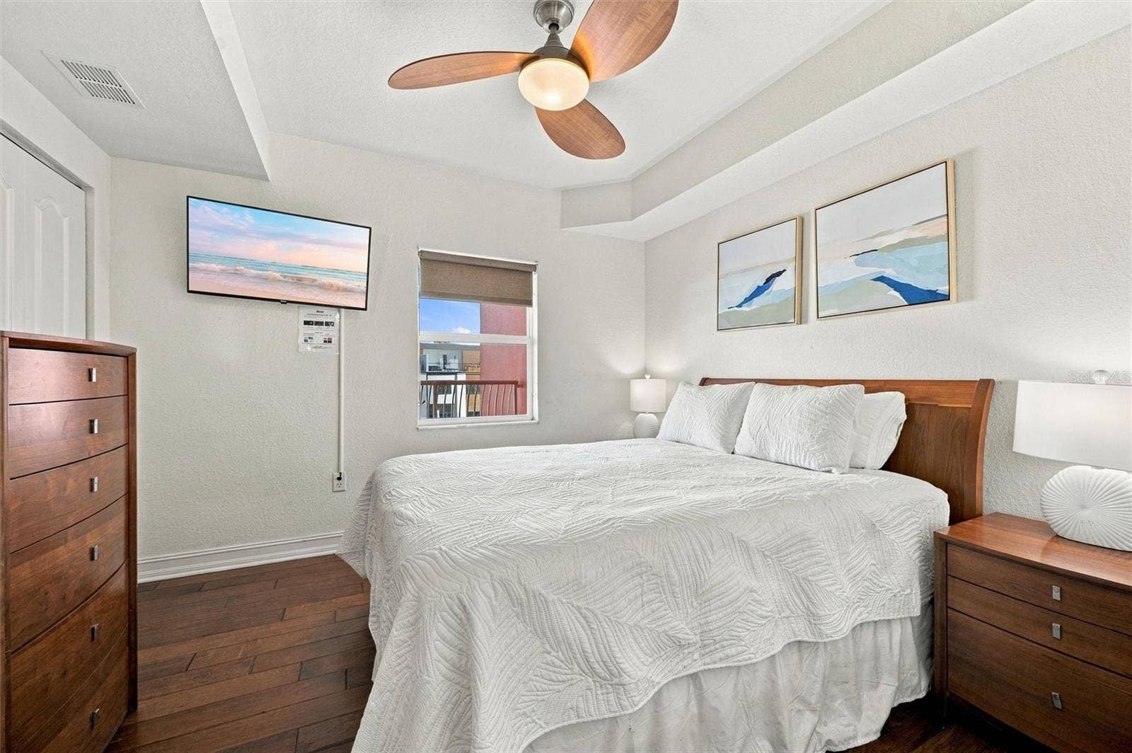 11605 GULF BOULEVARD, #408, Treasure Island, FL 33706