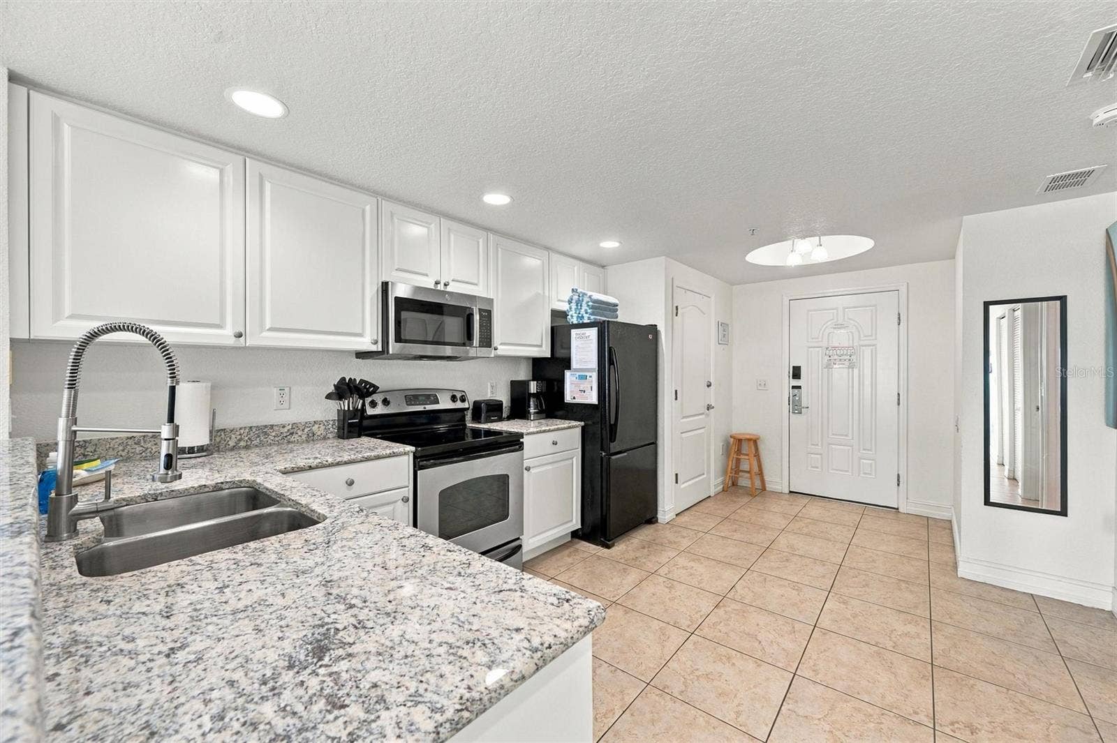 11605 GULF BOULEVARD, #408, Treasure Island, FL 33706