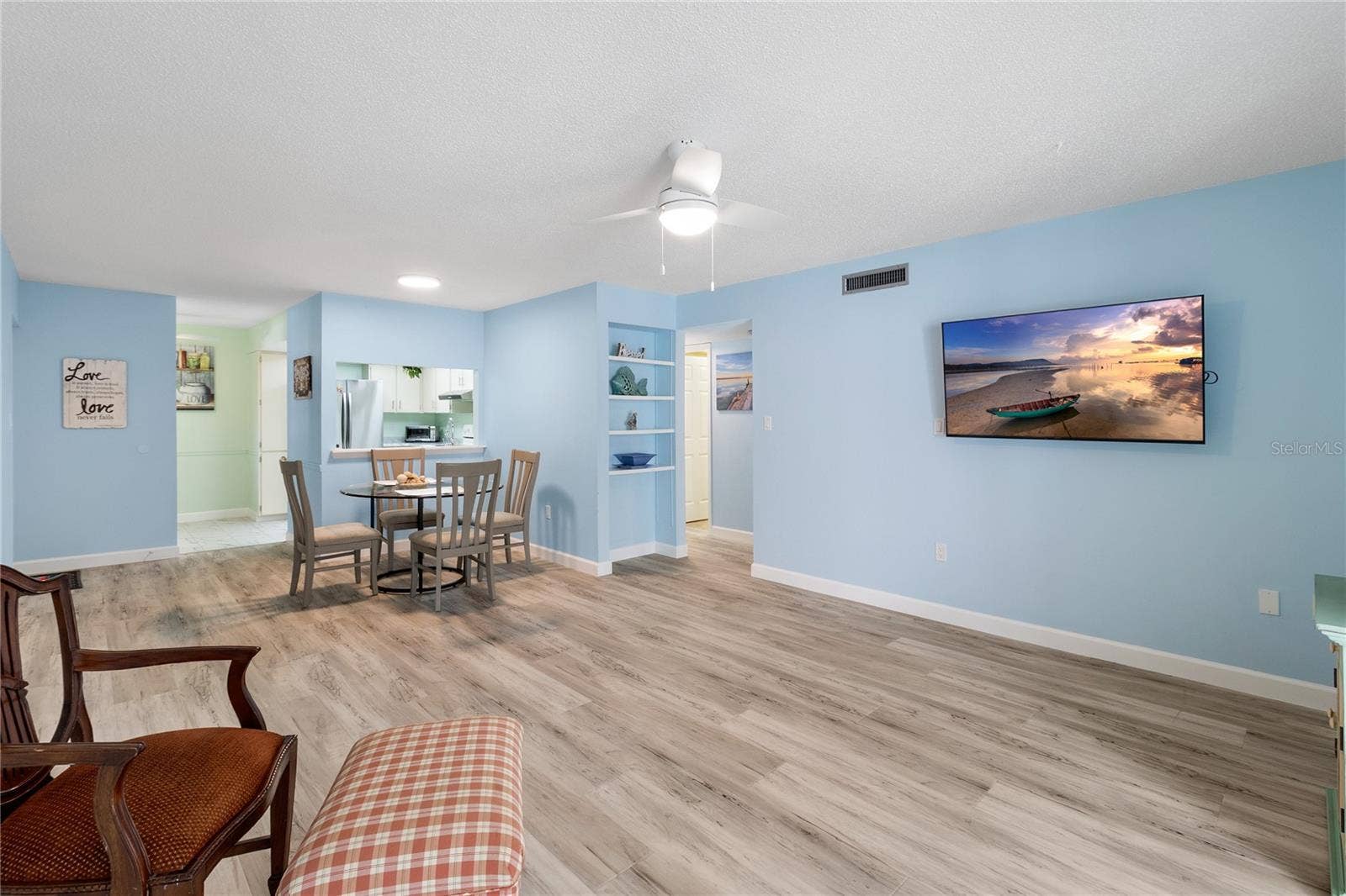 2650 COUNTRYSIDE BOULEVARD, #F202, Clearwater, FL 33761 2650 COUNTRYSIDE BOULEVARD, #F202, Clearwater, FL 33761