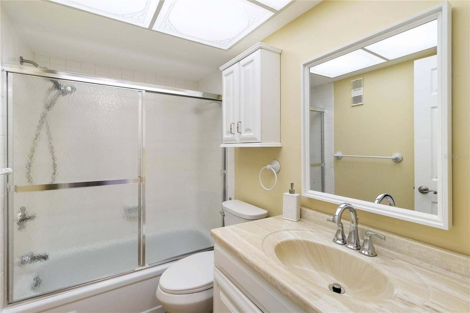 2650 COUNTRYSIDE BOULEVARD, #F202, Clearwater, FL 33761 2650 COUNTRYSIDE BOULEVARD, #F202, Clearwater, FL 33761